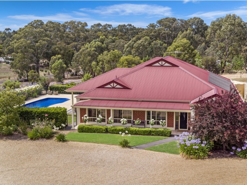 43 William Gilbert Avenue, Williamstown SA 5351