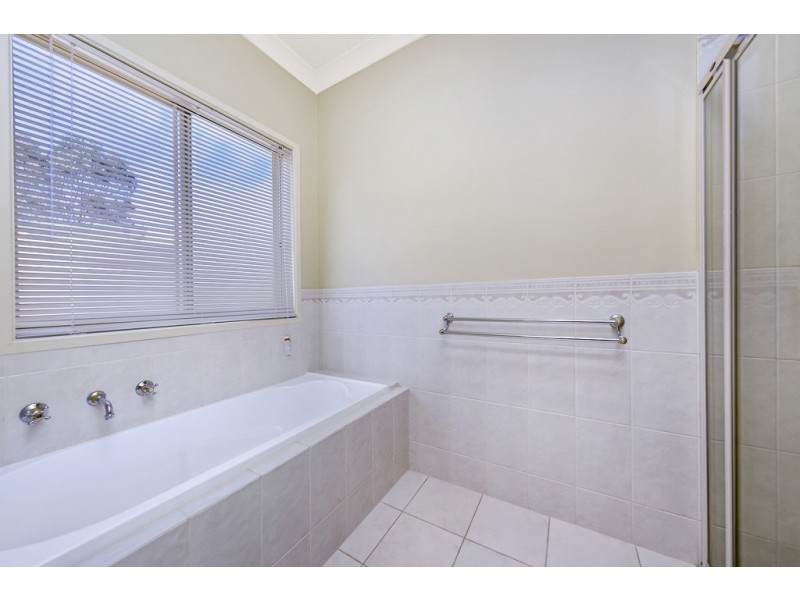 43 William Gilbert Avenue, Williamstown SA 5351