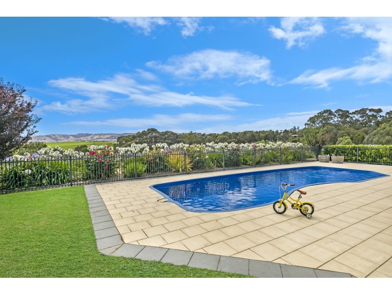 43 William Gilbert Avenue, Williamstown SA 5351