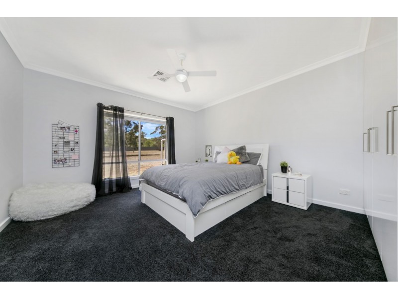 57 Lucks Road, Kalbeeba SA 5118