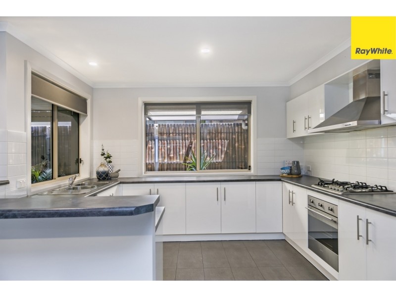 13 Mitchell Drive, Evanston Park SA 5116