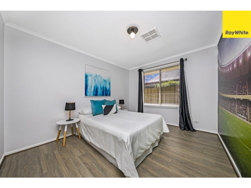 13 Mitchell Drive, Evanston Park SA 5116