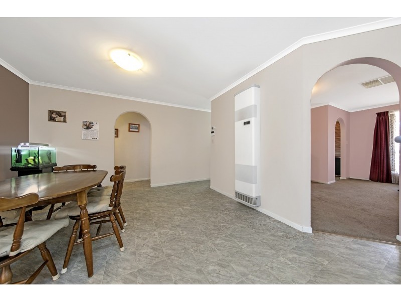 25 Camelot Drive, Blakeview SA 5114