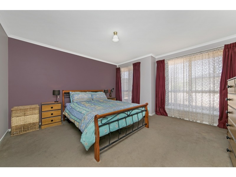 25 Camelot Drive, Blakeview SA 5114