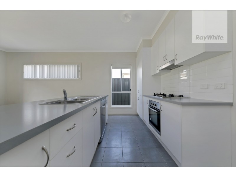 11 Centenary Circuit, Andrews Farm SA 5114