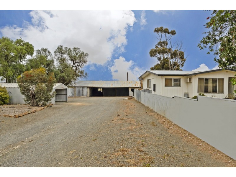 3605 Owen Road, Owen SA 5460