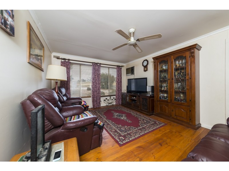 3605 Owen Road, Owen SA 5460