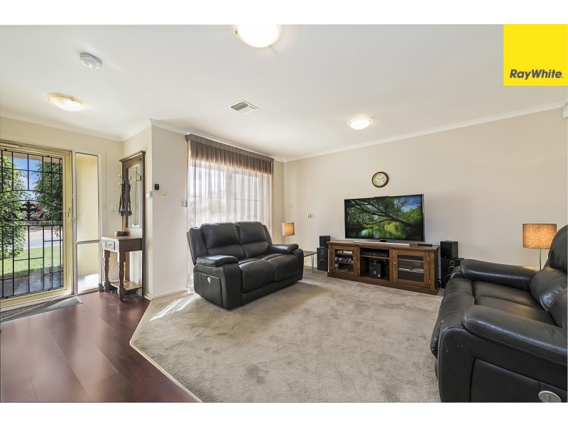 36 Rossiter Drive, Evanston Park SA 5116