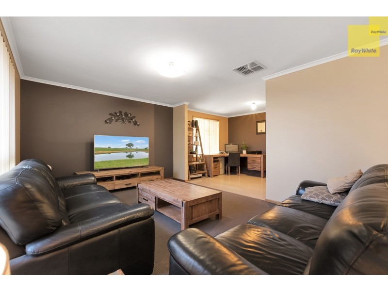 25 Toorak Drive, Blakeview SA 5114