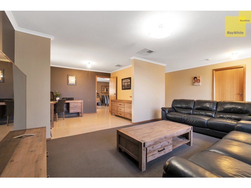 25 Toorak Drive, Blakeview SA 5114