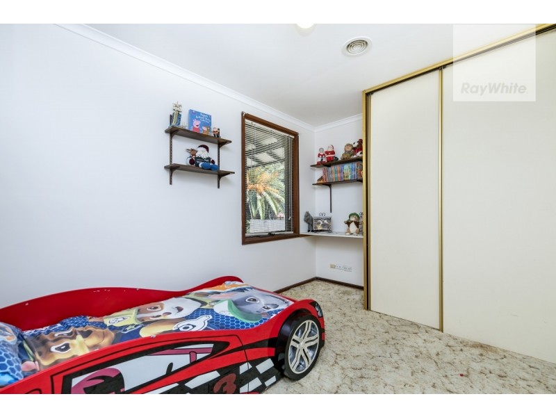 39 St Albans Road, Evanston Park SA 5116