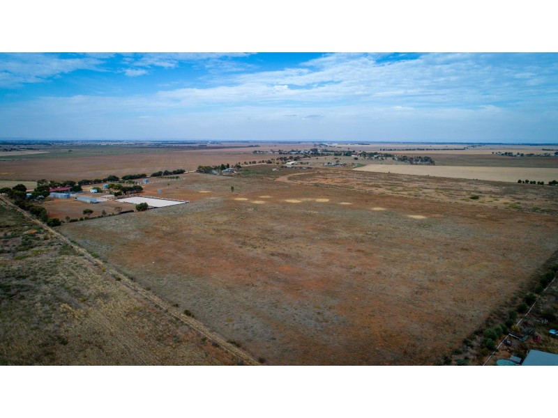 116 Hunters Road, Lower Light SA 5501