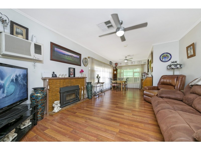 24 Universal Road, Salisbury Downs SA 5108