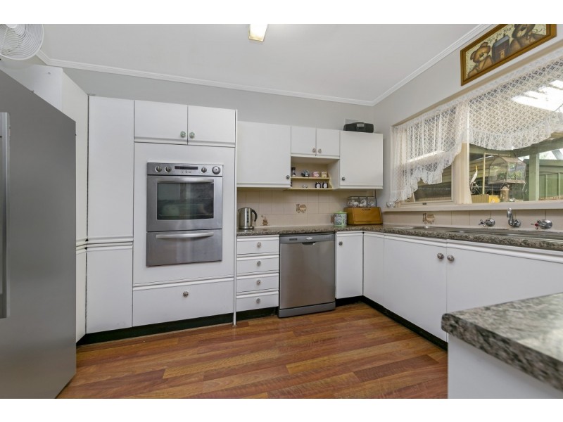 24 Universal Road, Salisbury Downs SA 5108