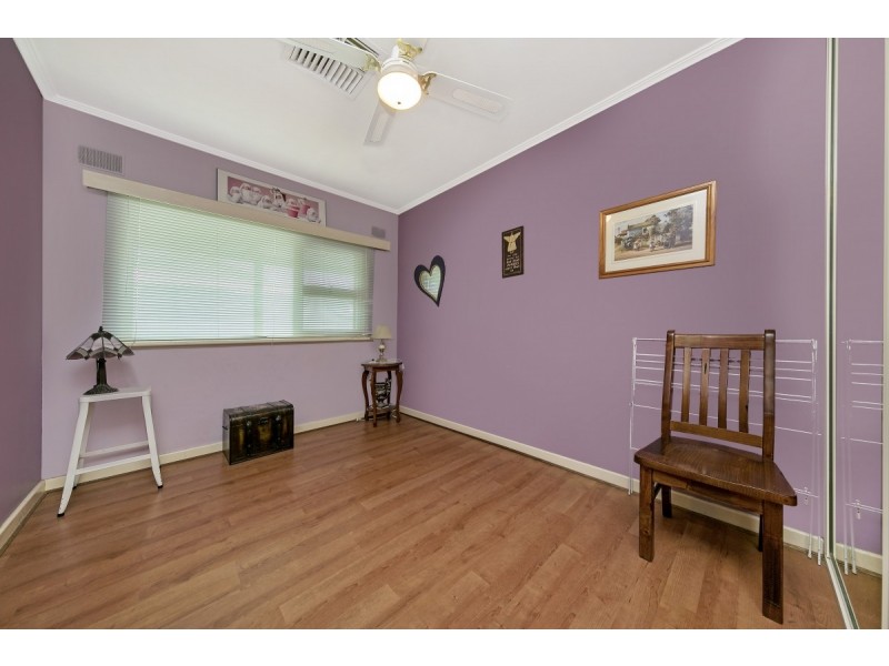 24 Universal Road, Salisbury Downs SA 5108