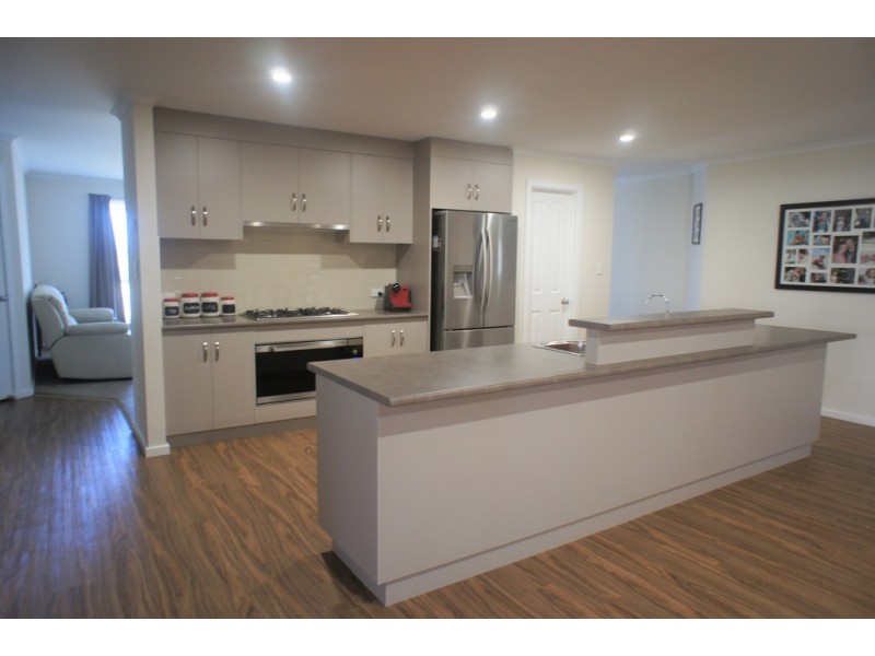 13 Pedler Blvd, Freeling SA 5372