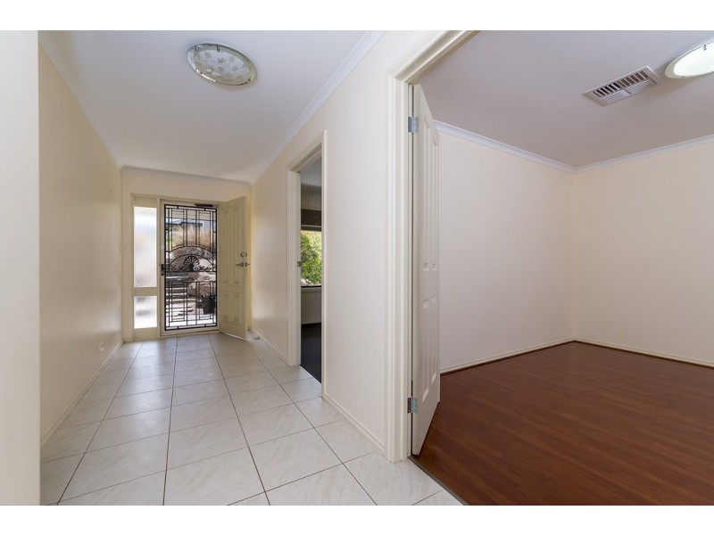 12 Lorikeet Grove, Hewett SA 5118