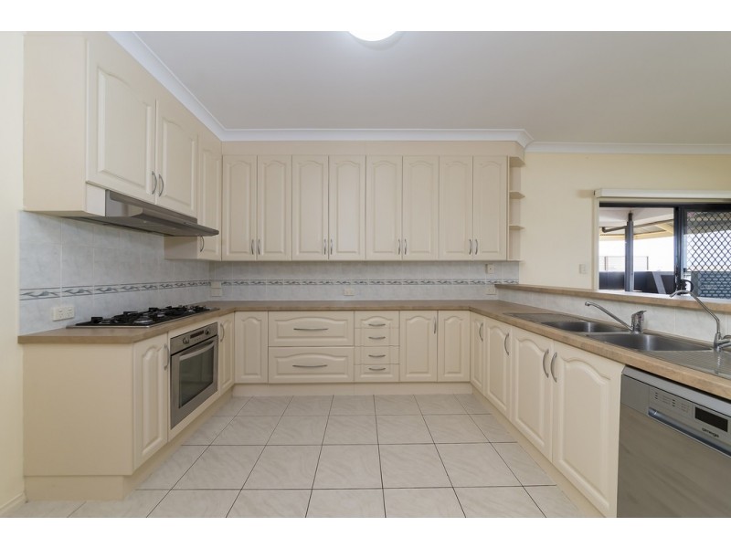 12 Lorikeet Grove, Hewett SA 5118