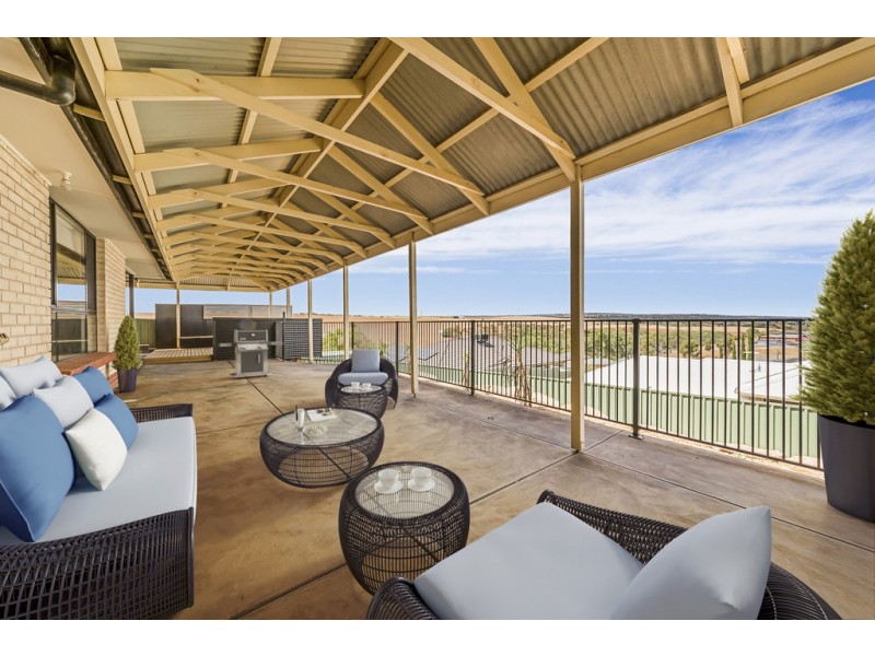 12 Lorikeet Grove, Hewett SA 5118