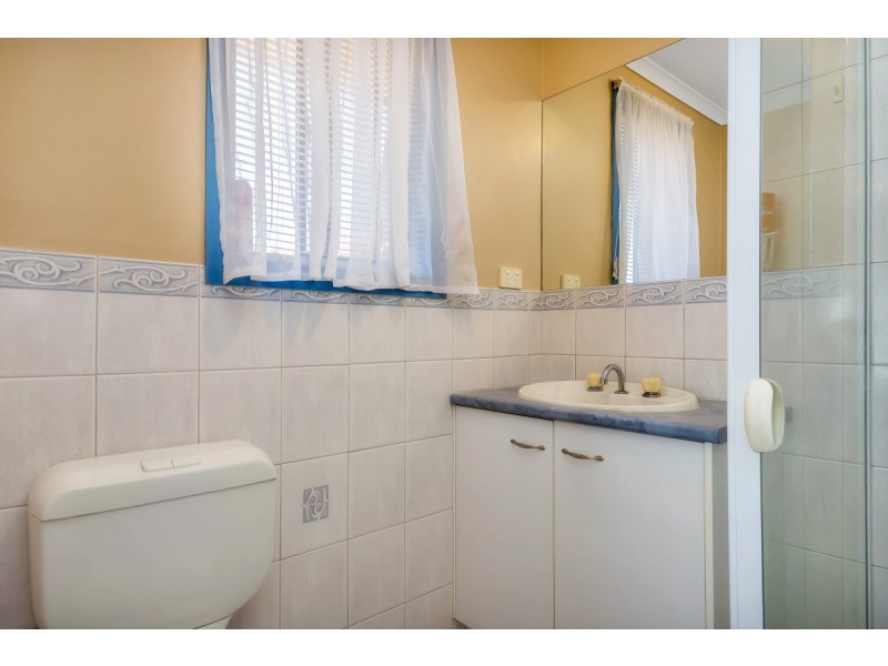 8 Dawn Close, Andrews Farm SA 5114