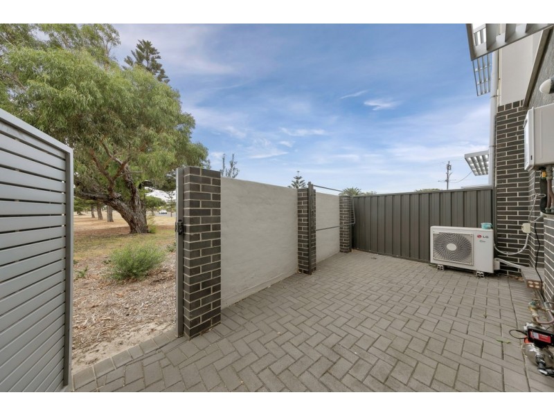 Unit 2/280 Military Road, Semaphore Park SA 5019