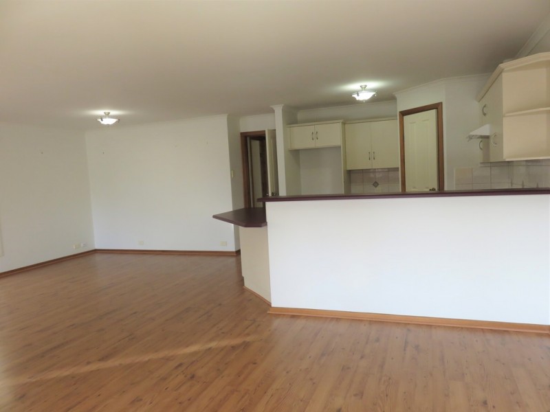 23 Thiele Cres, Evanston Park SA 5116