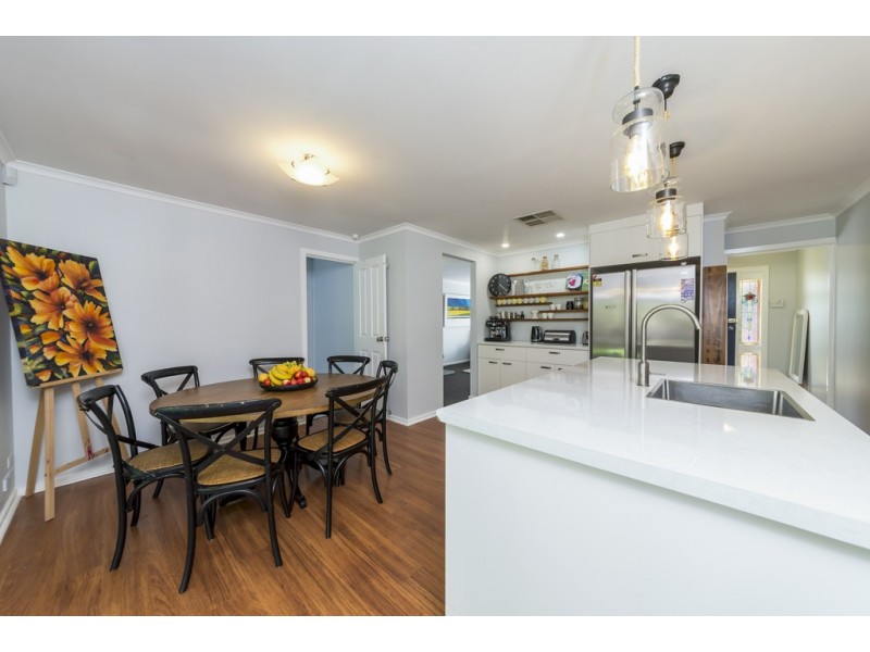 5 Rogash Court, Evanston Park SA 5116