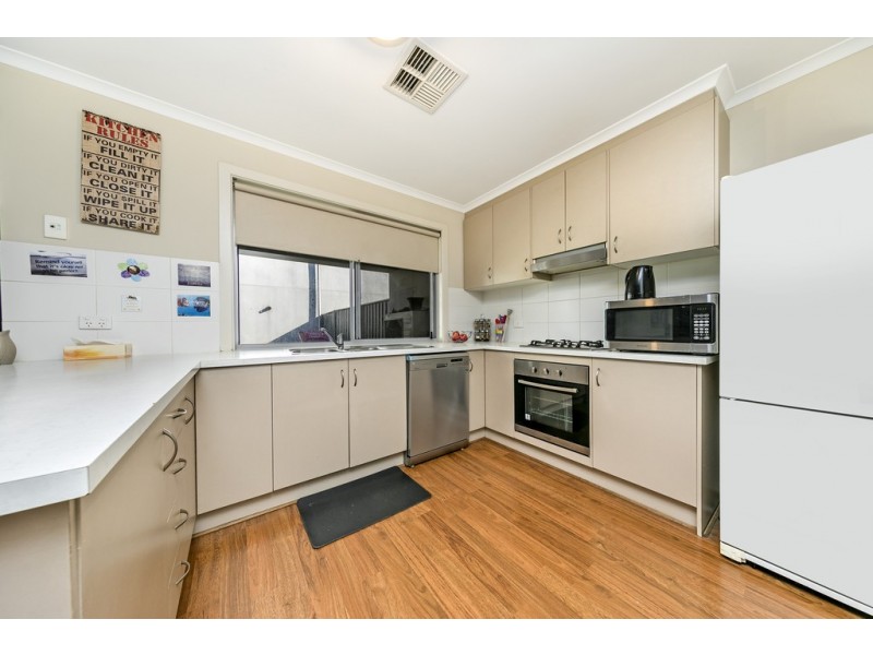 8 Eden Lane, Andrews Farm SA 5114