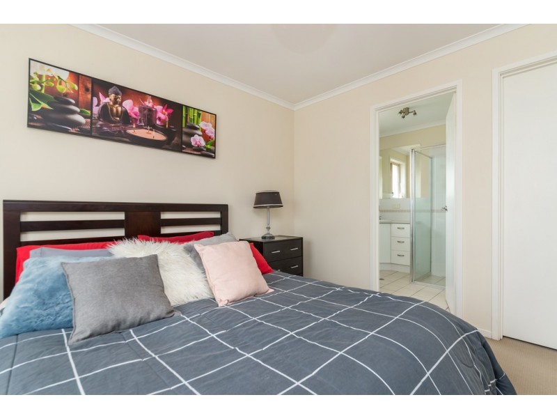 3 Thompson Cct, Evanston Park SA 5116