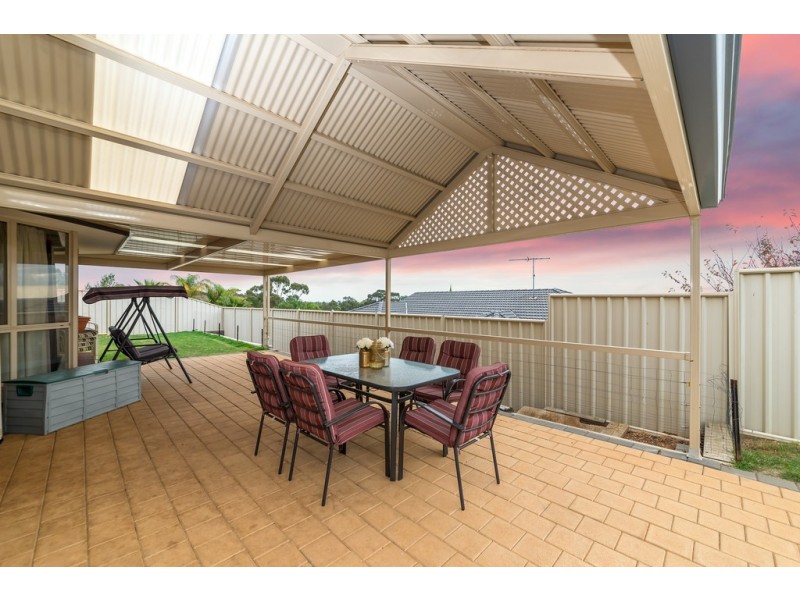 3 Thompson Cct, Evanston Park SA 5116