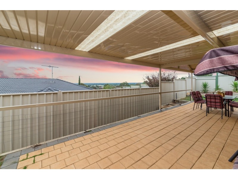 3 Thompson Cct, Evanston Park SA 5116