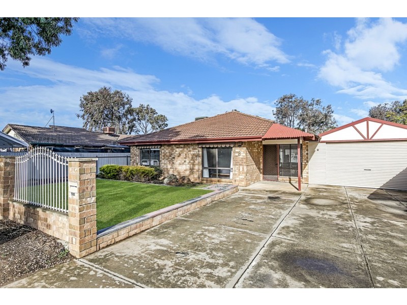 2 Stan Court, Burton SA 5110