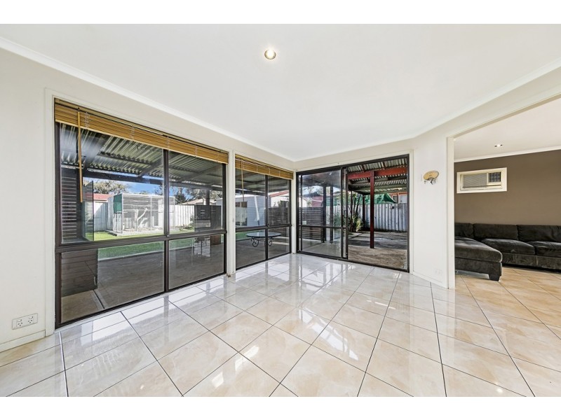 2 Stan Court, Burton SA 5110