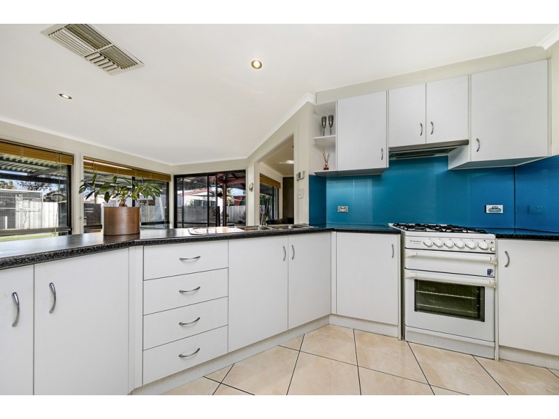 2 Stan Court, Burton SA 5110