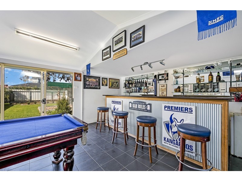 2 Stan Court, Burton SA 5110