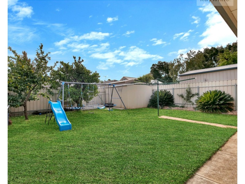 15 Holmes Street, Willaston SA 5118