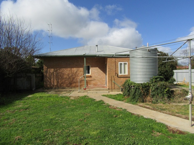 3 Murray Street, Riverton SA 5412