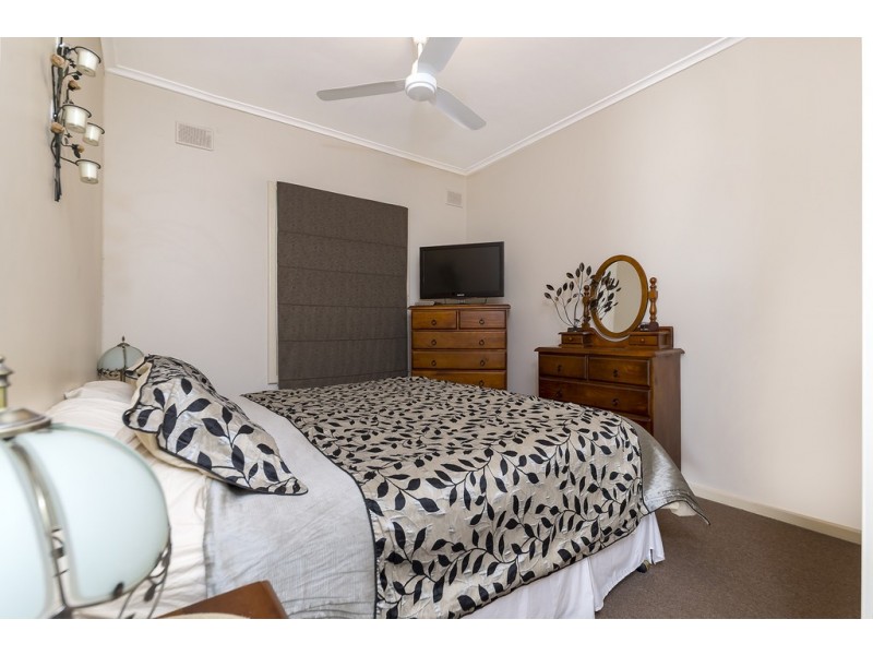 31 Haynes Street, Elizabeth Grove SA 5112