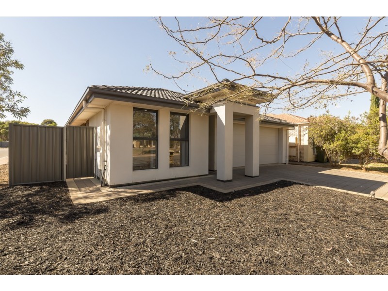 7 Almond Circuit, Munno Para West SA 5115