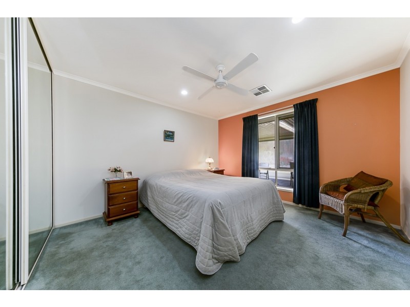 23 Toner Crescent, Evanston Park SA 5116