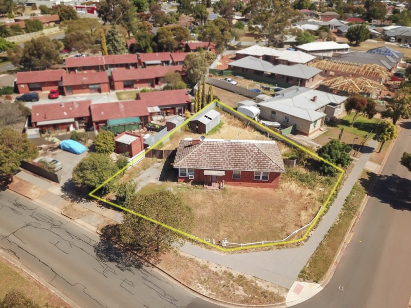 68 Garlick Road, Elizabeth Park SA 5113