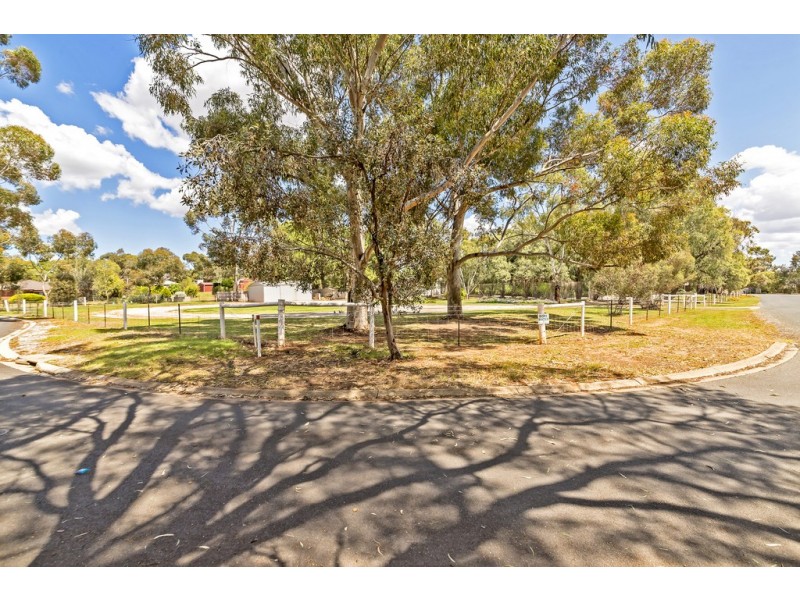 19 Sunnydale Ave, Gawler East SA 5118
