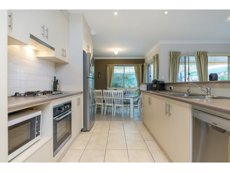 15 Teal Court, Hewett SA 5118