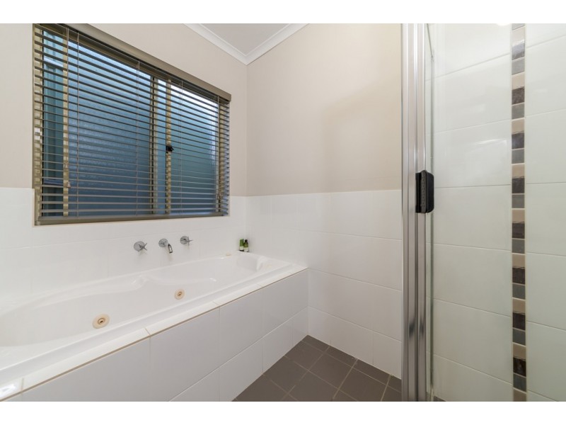 15 Teal Court, Hewett SA 5118