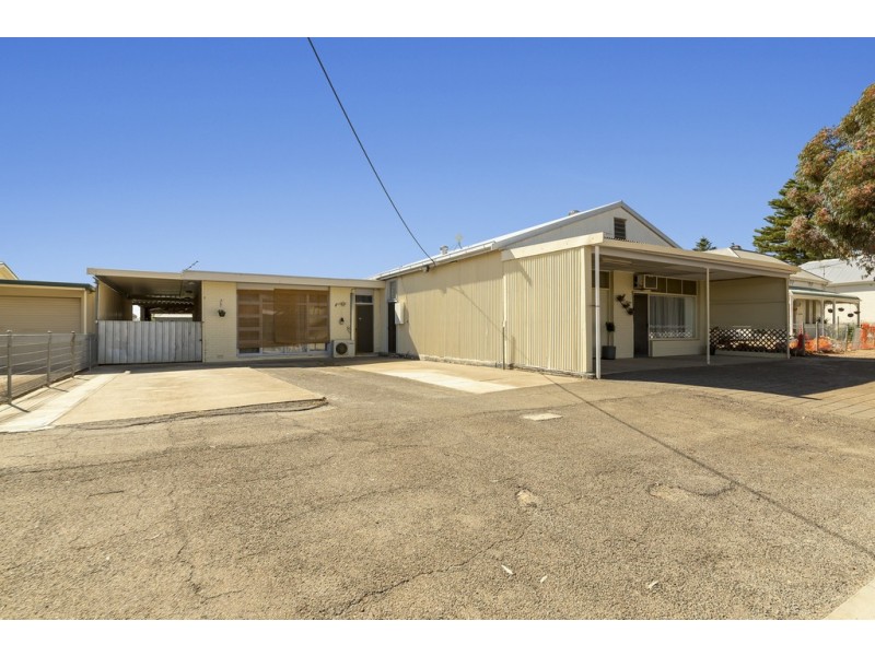 6 Main Street, Owen SA 5460