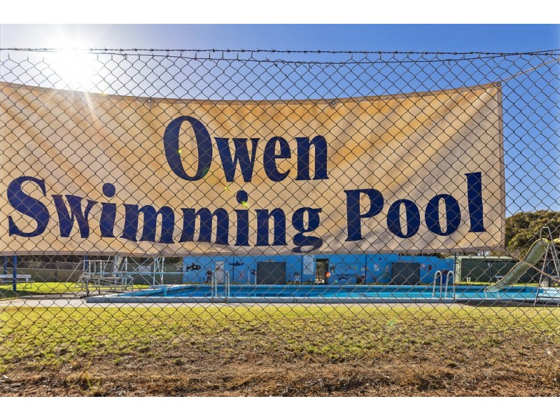 6 Main Street, Owen SA 5460