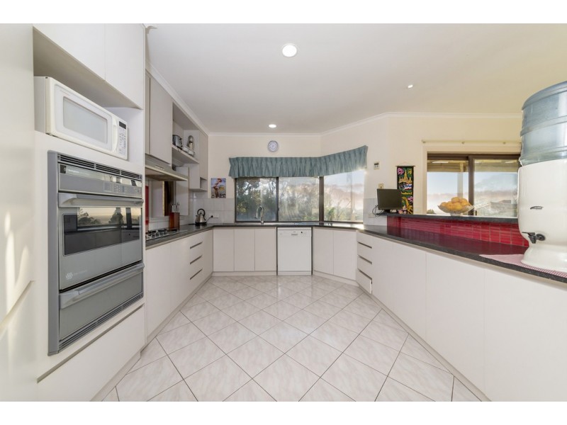 16 Bent Court, Wynn Vale SA 5127