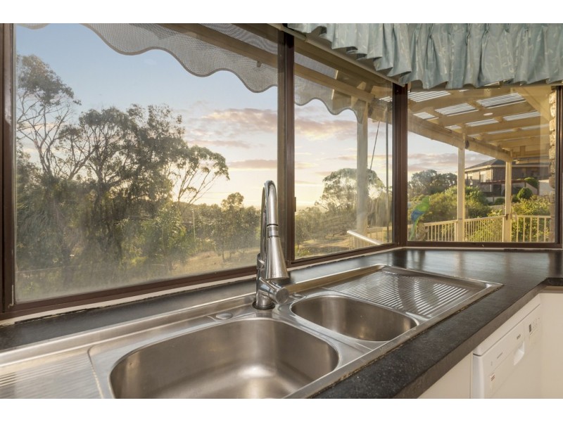 16 Bent Court, Wynn Vale SA 5127