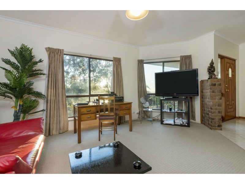 16 Bent Court, Wynn Vale SA 5127