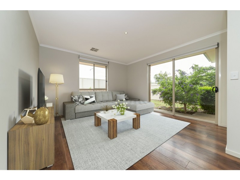7 Wilson Court, Reid SA 5118